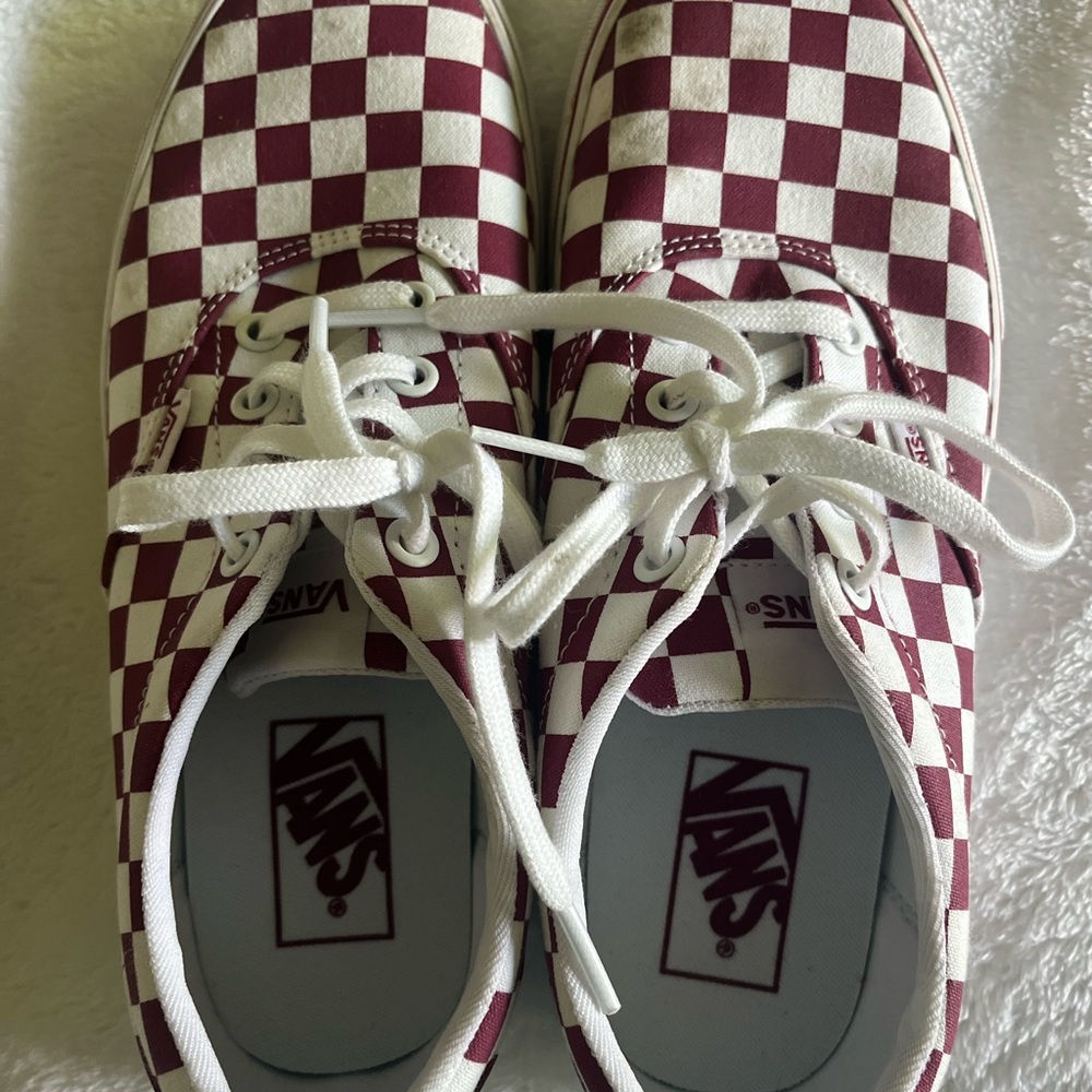 Vans Woman’s Checkered Sneakers - Red and White